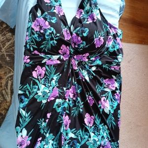 Plus size swim suit